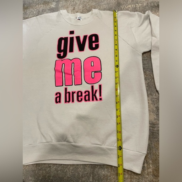 Vintage Fruit of the Loom Graphic Crew Neck Sweatshirt Large White PinkBlack USA - Picture 7 of 8